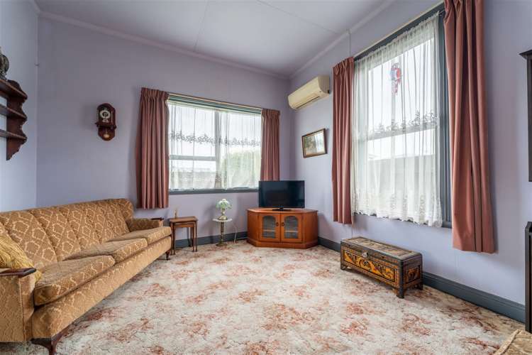 6 Livingstone Street West End_5