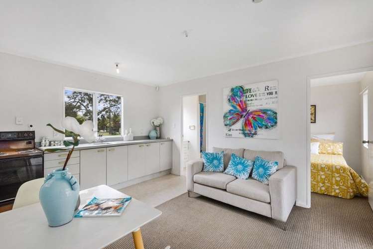 211 Henderson Valley Road Henderson_12