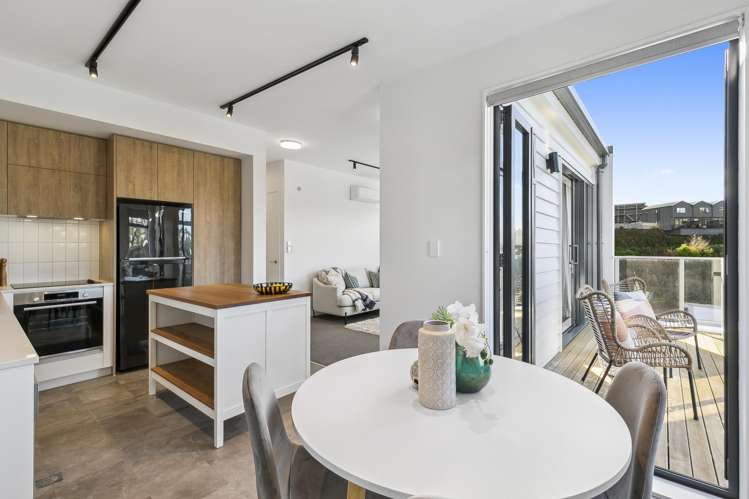 6/69 Tiketike Way Brooklyn_8