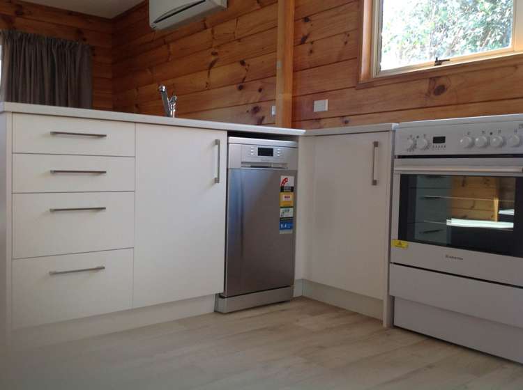 3 Dan Tori Place Orewa_6