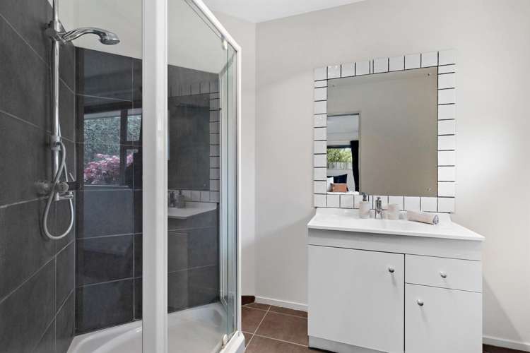 65 Howards Drive Dalefield/Wakatipu Basin_14