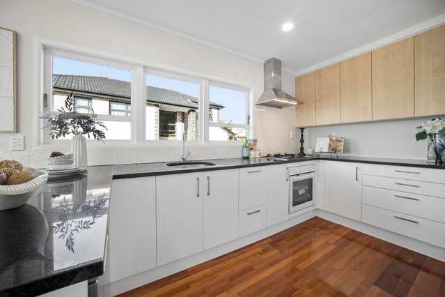 11 Tania Place Blockhouse Bay_3