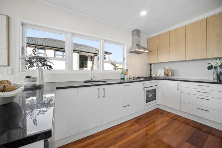 11 Tania Place_2
