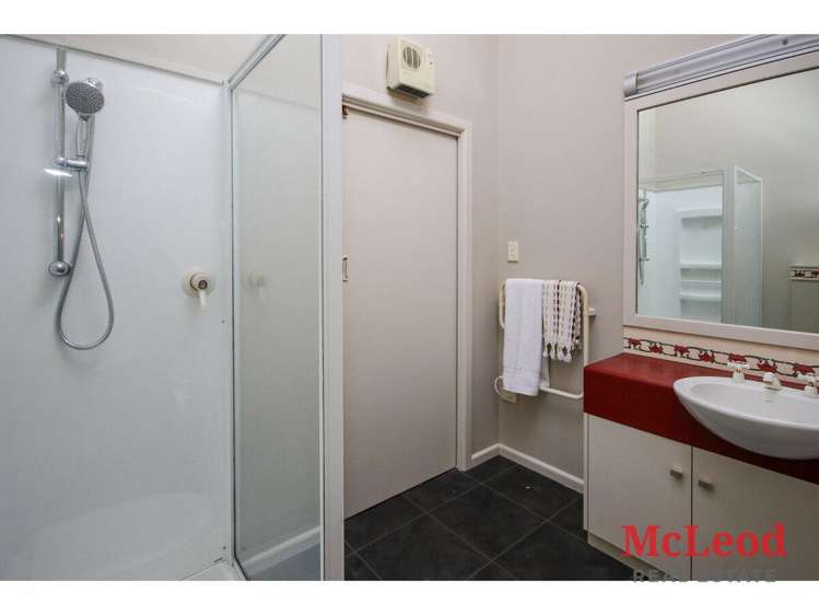 128 Belt Road Allenton_13