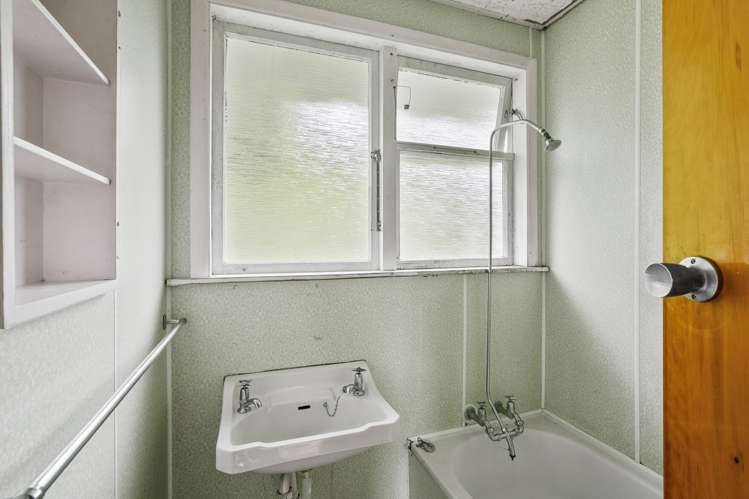 65b Endeavour Street Marfell_13