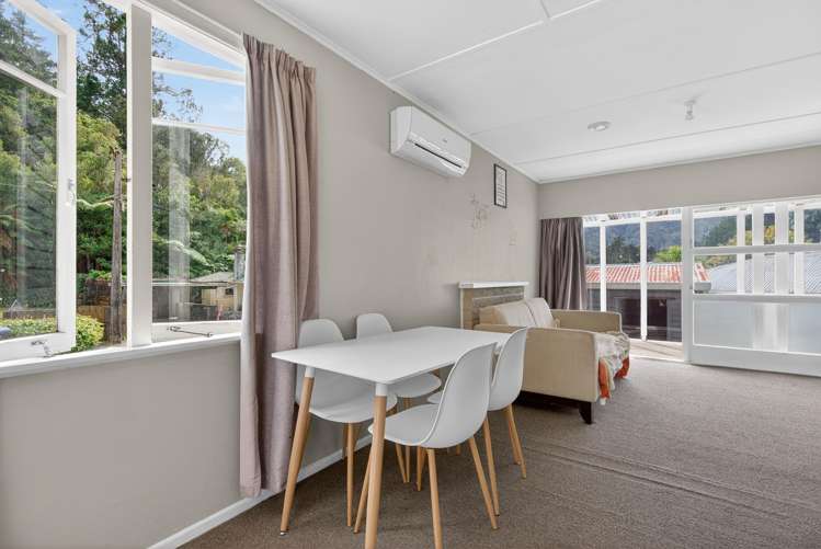 29 Shackleton Grove Stokes Valley_6