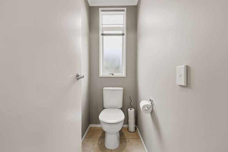 55 Coachman Drive Flat Bush_18
