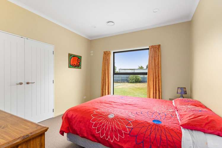 75 Main North Road Geraldine_15