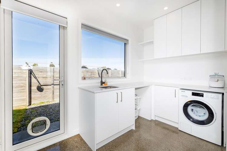 20 Coralie Place Lansdowne_21