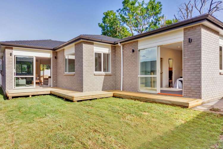 2/137 Victoria Street Onehunga_16