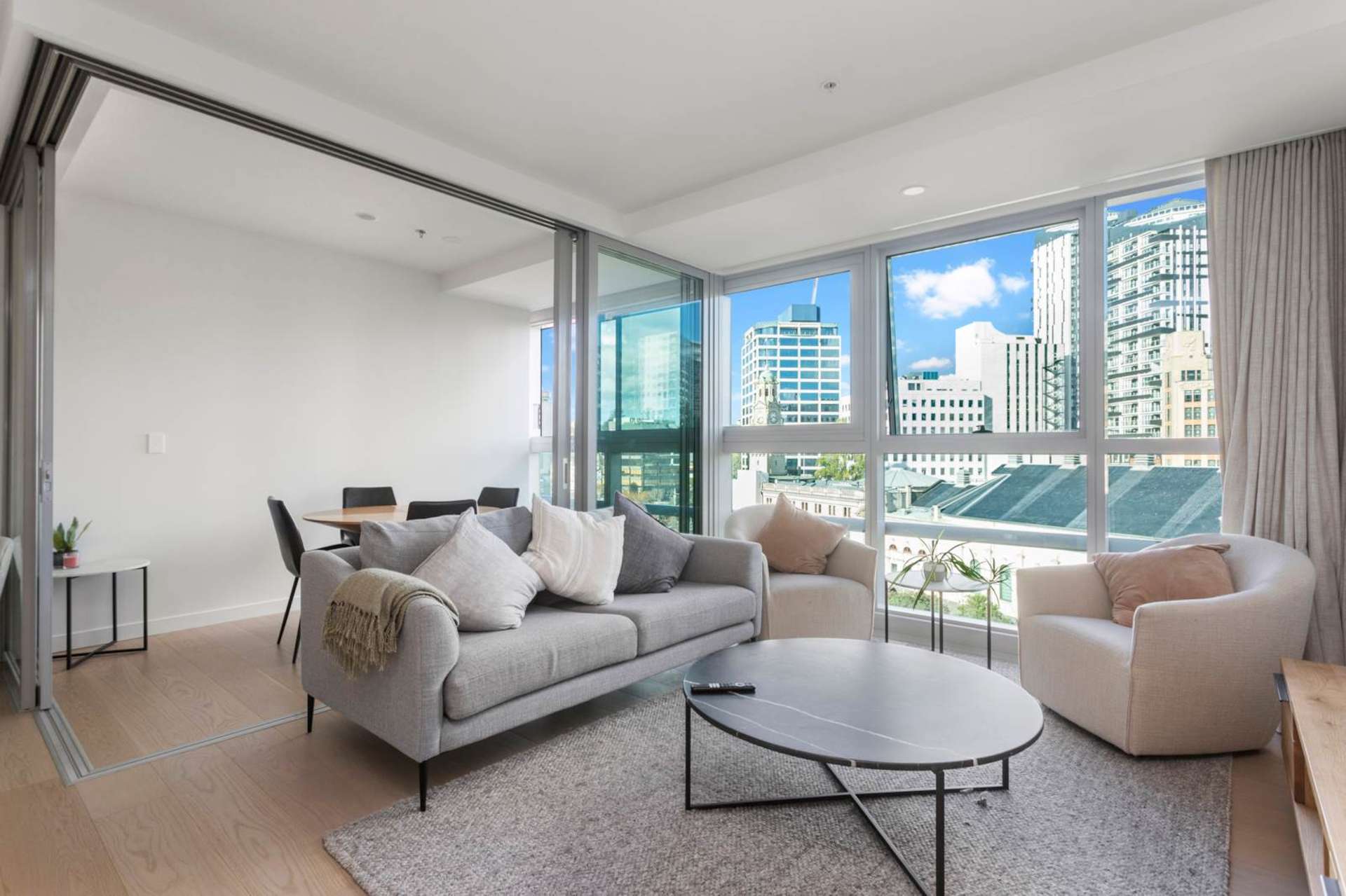 502/1 Greys Avenue City Centre_0