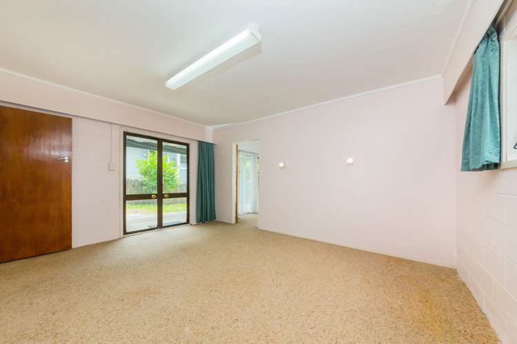 20 Waimumu Road Massey_11