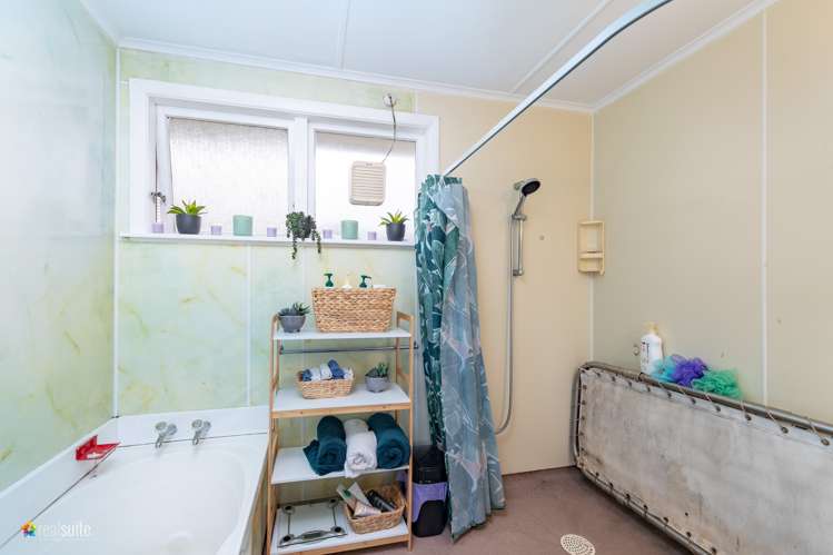 95 Warspite Avenue Cannons Creek_6