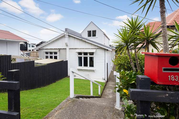 183a Sutherland Road Lyall Bay_3