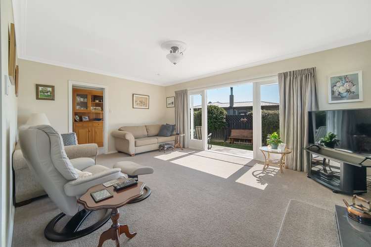 28 Dickens Street Stoke_8