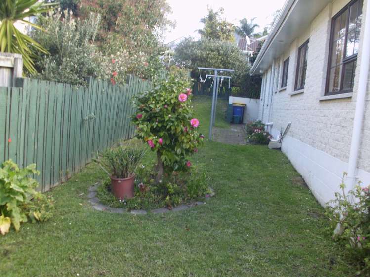 2/127 Nile Road Milford_12