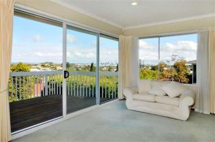 10 Martin Crescent Northcote_9