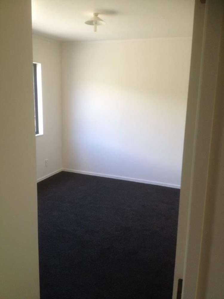 2/3 Erewhon Place Birkdale_9