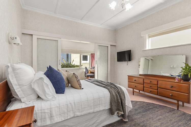 23 Endeavour Street Lyall Bay_3