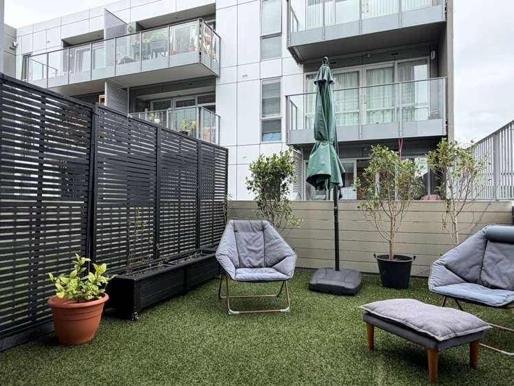 2N/20 Charlotte Street_3