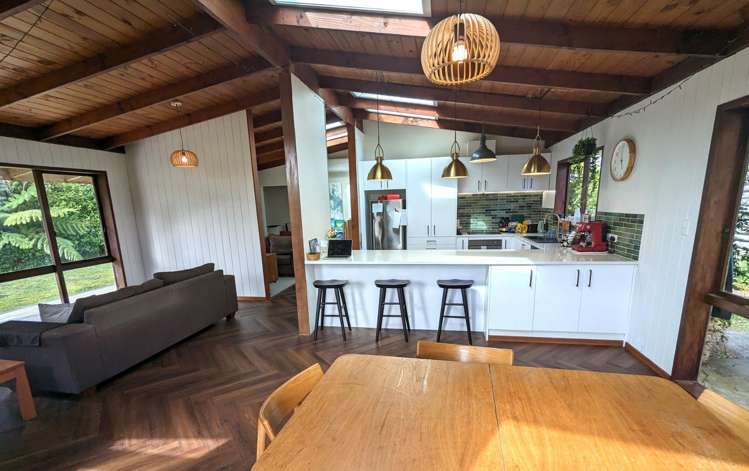 3 Van der Velden Way 1281_7