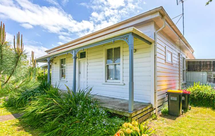 A & B/201 Robert Street, Tararu, THAMES_2