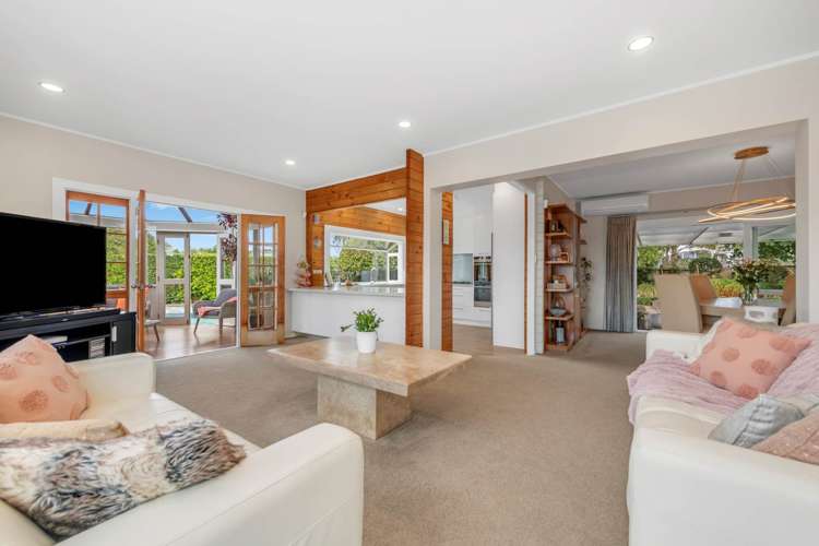 6 Pohutukawa Road Beachlands_11