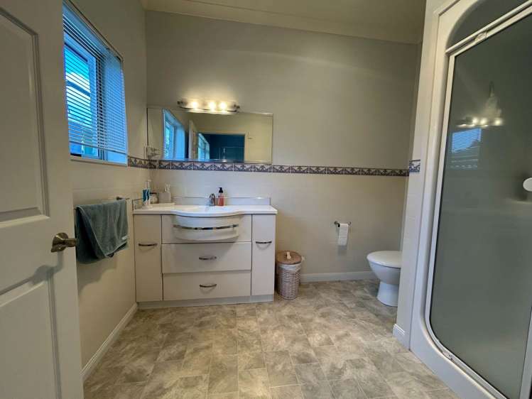 47 Athfield Drive Bethlehem_10