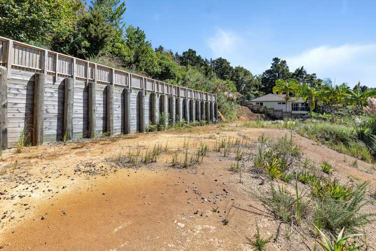 12 Magnolia Avenue Kamo_14