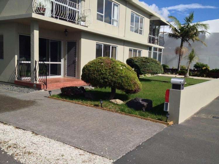 2/103 Tamaki Drive_0