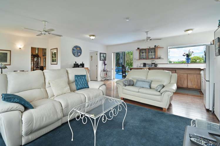 1664 Kahuranaki Road Kahuranaki_6