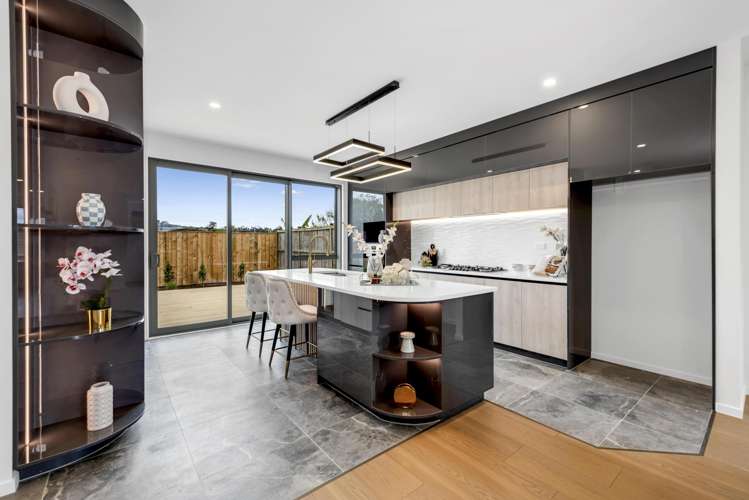 6 Bendridge Street Flat Bush_17