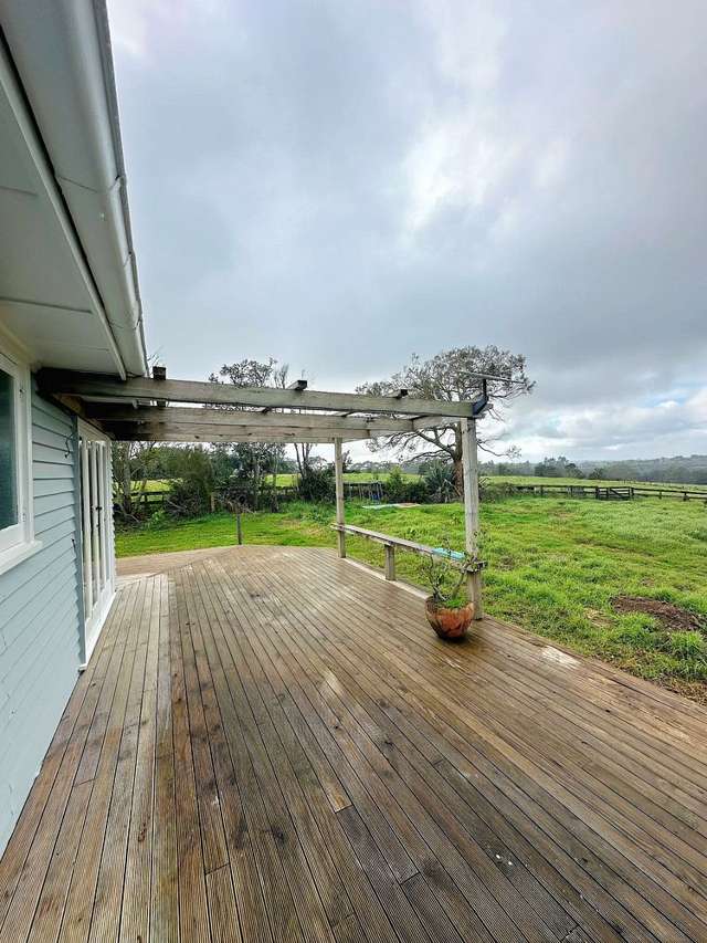 479 Waitakere Road Taupaki_2