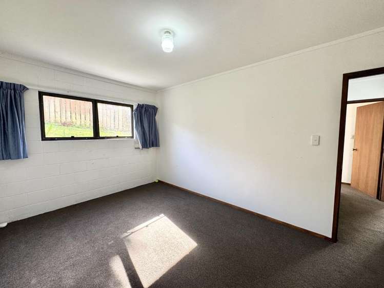 60 Porritt Ave 10872_22