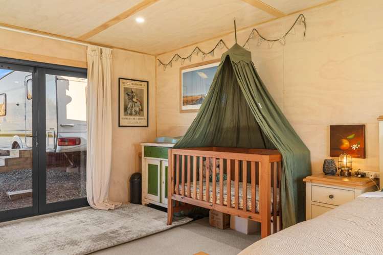 195D Millars Road Carterton_12