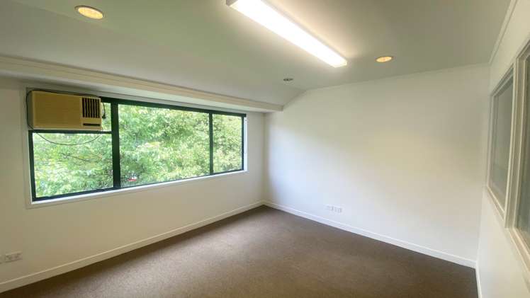 Room 6/36 Cameron Road Tauranga Central_0