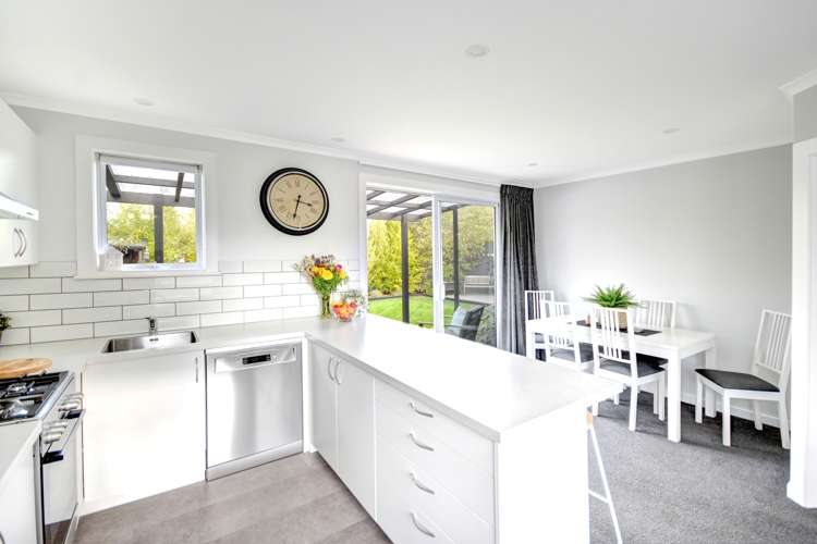 71 Macandrew Road South Dunedin_3