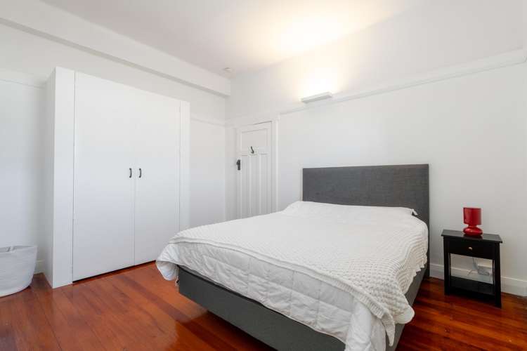 2/128 Newton Road Newton_8