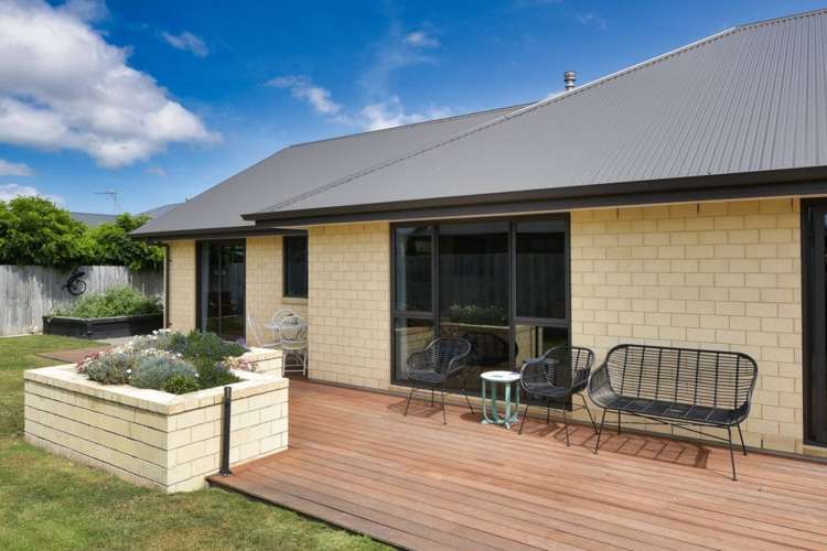 6 Goldrich Grove Netherby_15