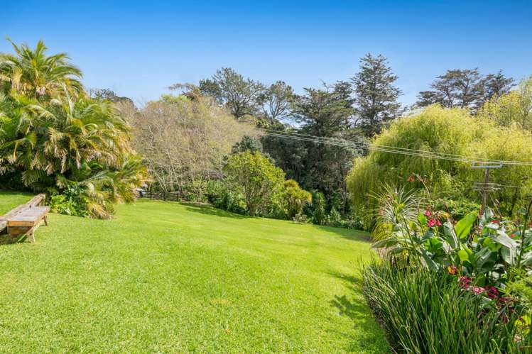 7C Hobbs Road Matakatia Bay_37