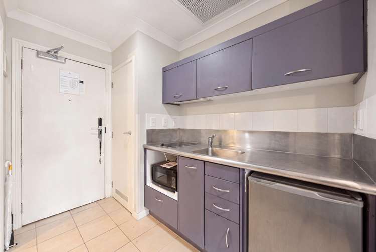 1N/100 Greys Avenue_5