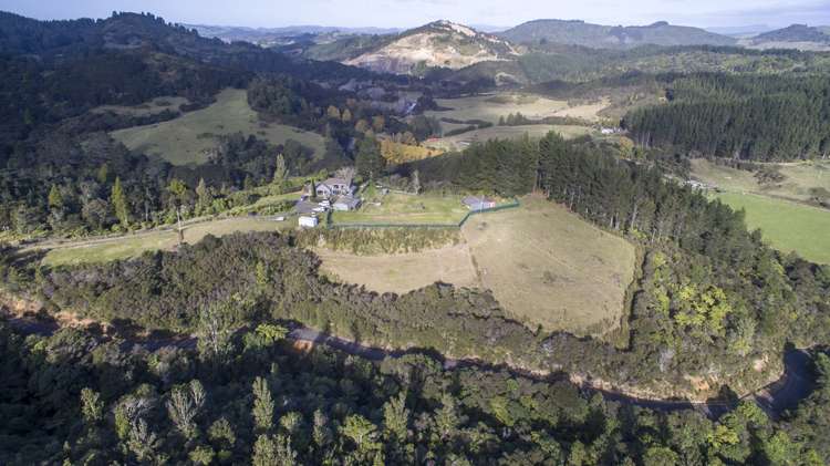 42 Takingawairua Road Kaimarama_8