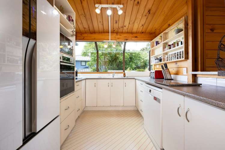 62 Rhinevale Close_3