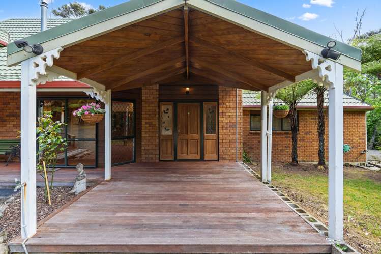 8 Chenery Road Red Beach_5