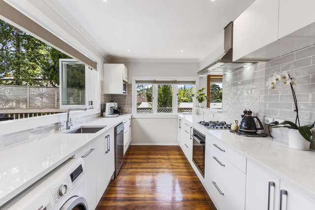 79 Atkinson Road Titirangi_2