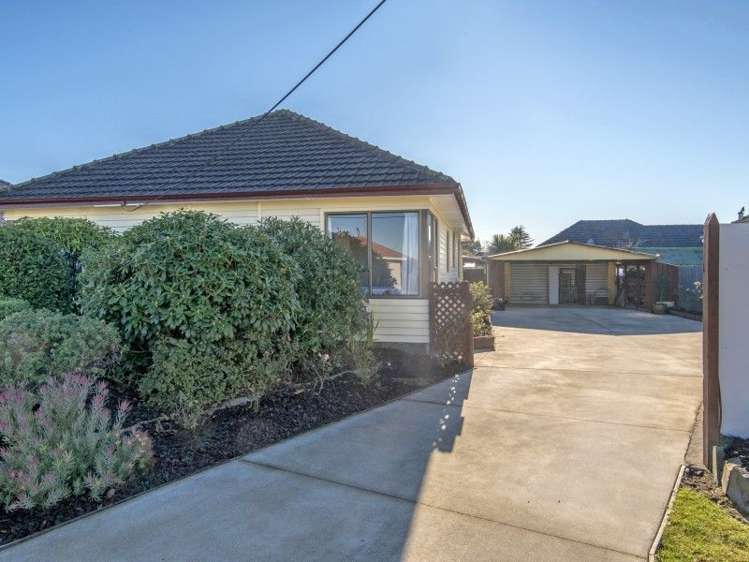 14 Roberts Road Hei Hei_12