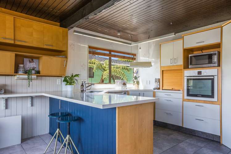 86 Tweed Road Papakowhai_5