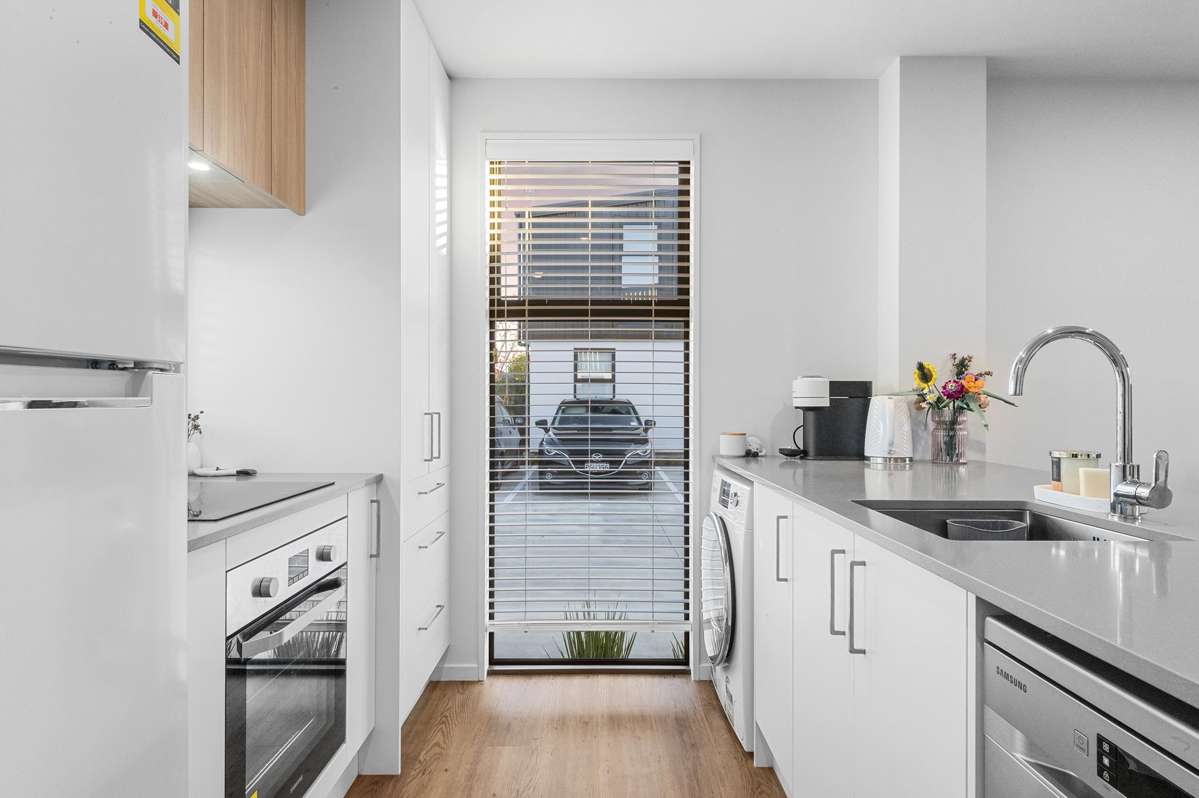 2/7 Hinemoa Street_1