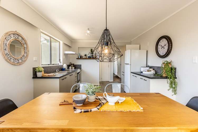 2 Robert Mckeen Street Otaki Beach_8
