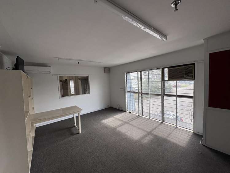 92 Stoddard Road Mount Roskill_5